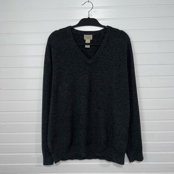 LL Bean Size Large 100% Lambswool Modern Preppy Luxury Gorpcore Outdoors Sweater - Picture 1 of 8